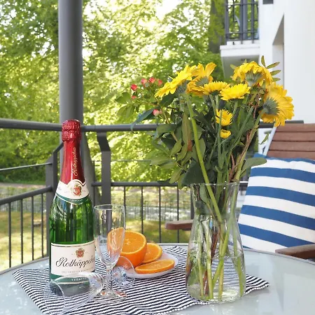 Kaiservillen - 1-raum-ferienwohnung Mit Balkon D113 Appartamento *